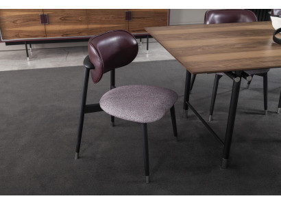 Luxus Polster Lehnstuhl Stühle Loft Designer Möbel Grau Küchen Lederstuhl