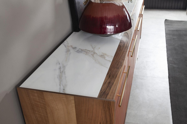 Orangene Anrichte Schubladen und Einlegeböden Kommoden xxl Sideboard 240cm