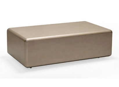 Beiger Holz-Couchtisch im eleganten Design