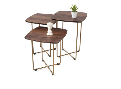 Stabile Beistelltische mit Metallfuß im minimalistischen Stil 3tlg.