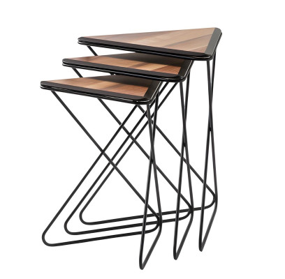 Dreieckige Beistelltische - modernes Design, platzsparend und stilvoll