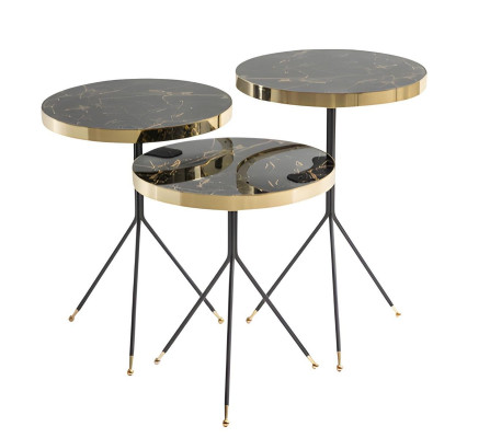 Elegante Beistelltische mit schwarzer Tischplatte und goldener Umrandung