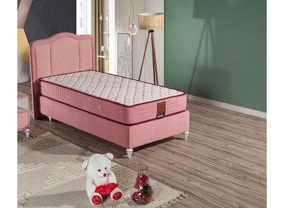Rosa Bett mit Matratze aus Textil und Holz für Kinder-