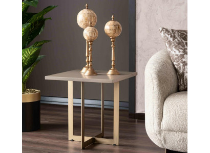 Beistelltisch – kompakt, stilvoll & vielseitig einsetzbar