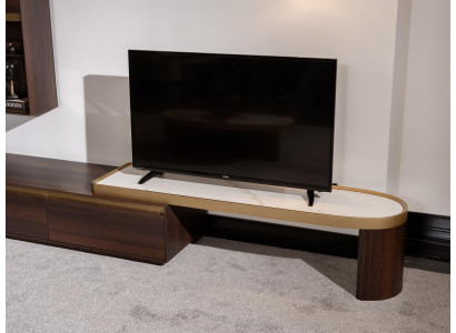 Moderner TV-Ständer aus Holz in Braun für Wohnzimmer