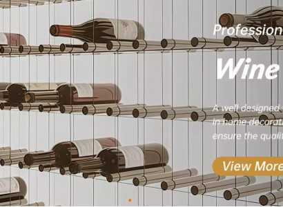 Eleganter schwarzer Weinschrank aus Holz mit modernem Design