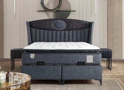 Elegantes graues Bett mit Matratze aus Textil und Holz