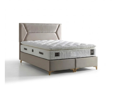 Elegantes beiges Bett mit Matratze aus Textil und Holz