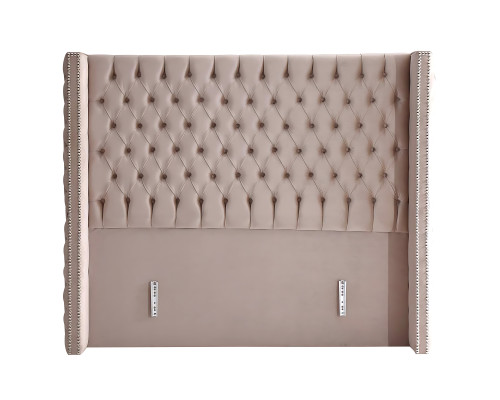 Elegantes Bett mit Matratze aus Textil in Beige