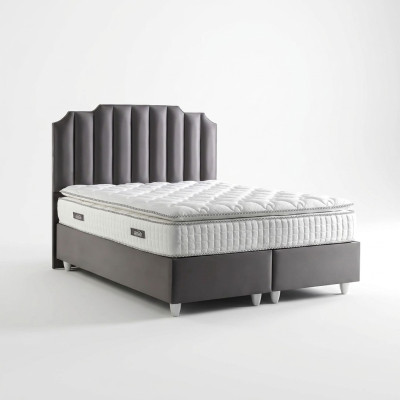 Elegantes graues Bett mit Matratze aus Textil und Holz