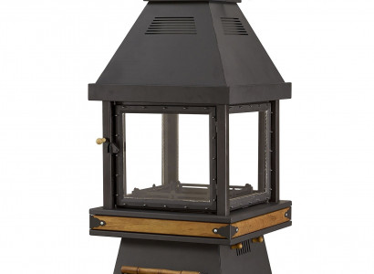 Eleganter schwarzer Edelstahl-Holz-Kamin in modernem Design