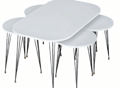 Weißer Holz-Couchtisch mit Beistelltischen im modernen Design