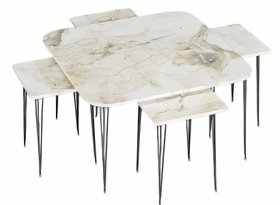 Moderner Holz-Couchtisch mit buntem Design und Beistelltischen