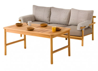 Gartenmöbel Set aus Holz und Textil in Beigeton, stilvoll