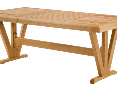 Eleganter Esstisch aus Holz in Braun für stilvolle Essbereiche