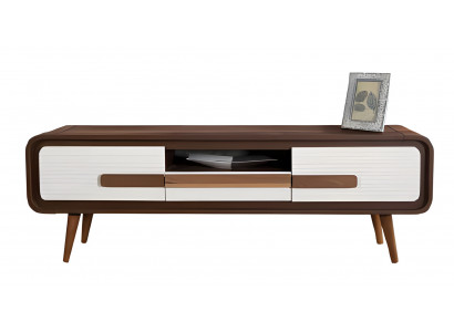 TV- Schrank mit einer perfekten Kombination aus dunklen und hellen Farbtönen