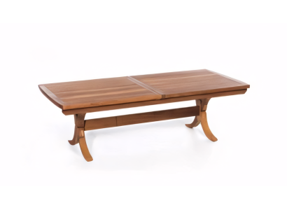 Moderner Couchtisch für ein gemütliches Interieur