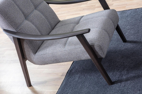 Designer Grauer Sessel Wohnzimmer Sitzmöbel Luxuriöses Holzgestell Neu