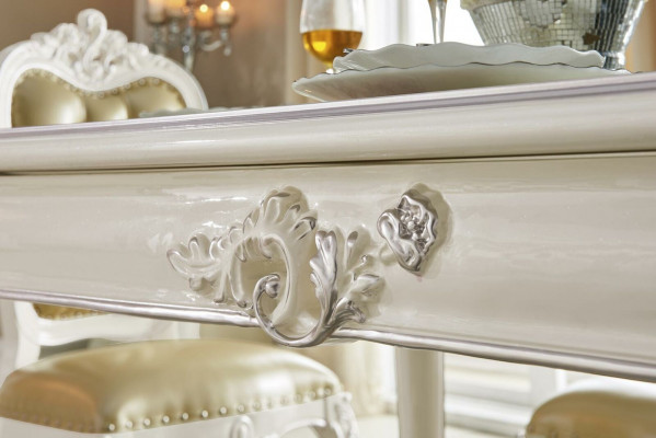 Barock-Stil Chesterfield 4-er Stuhlset Antik Stil Esszimmer Sitzmöbel-Set Klassische Massivholz x4 Stühle 