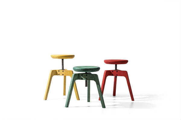 Modernes Set mit 3 luxuriösen Designerstühlen aus hochwertigem Holz