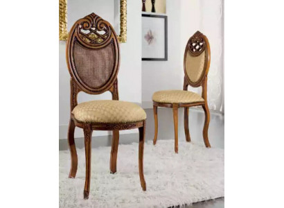 Stuhl Möbel Design Polsterstuhl Esszimmerstuhl Klassisch Holz Bänke