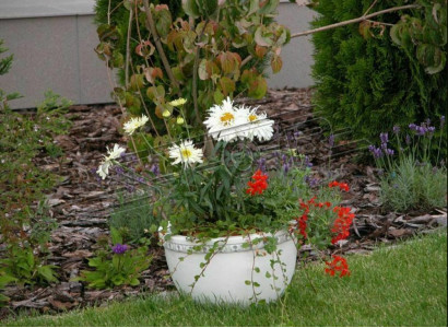 Blumenkorb Blumen Vase Gefäss Garten Terrasse Dekoration Statue Figuren