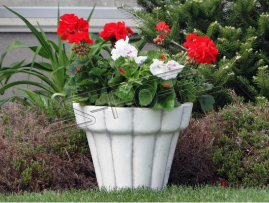 Blumenkorb Figuren Blumen Vase Gefäss Statue Garten Terrasse Dekoration