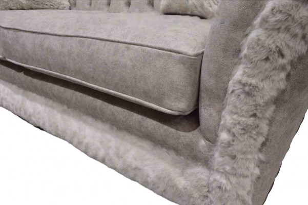Modern Dreisitzer Design Polster Sitz Textil Sofa 3 Sitzer Wohnzimmersofa Chesterfield Beige