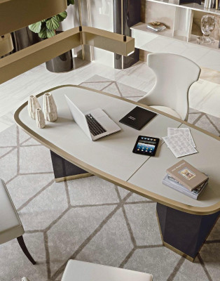 Schreibtisch 2 Stühle Drehbarer Sessel Arbeitszimmer Italienische Möbel Set 4tlg