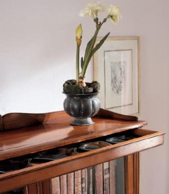 Klassische Anrichte Design Möbel Italienische Braun Vitrine Holz Luxus Schränke