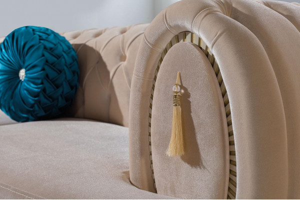 Beige Sofagarnitur 3+2+1 Sitzer Luxus Polster Couchen Stilvolle Möbel