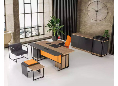 Arbeitszimmer Schreibtisch Büroausstattung Büroschrank Luxus Couchtisch