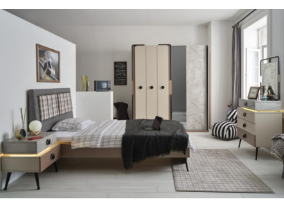 Schlafzimmer Komplettes Bett Nachttisch Kommode Spiegel Kleiderschrank 5tlg.