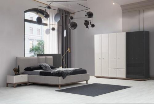 Grau-Weiße Schlafzimmer Garnitur Doppelbett Nachttische Kleiderschrank