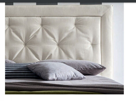 Chesterfield Betten 180x200cm Schlaf Zimmer Textil Stoff Bett Design Luxus Hotel