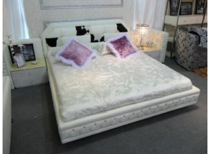 Luxus Bett Chesterfield Doppelbett Echleder mit Ponyfell Betten Weiß Möbel