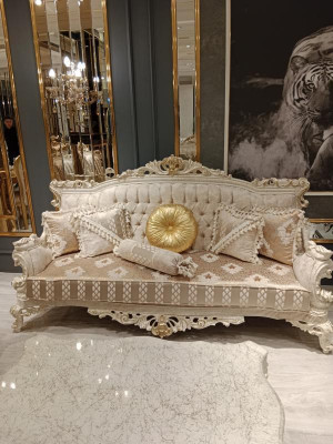 Elegantes Sofa 3 Sitzer Edlem Stilvolle Mobel Wohnzimmer Beige Sofa Neu