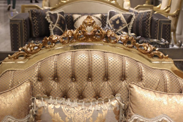 Luxus Sofa 3 Sitzer Textil Sofa Gold Design Möbel 3er Chesterfield Polster Neu