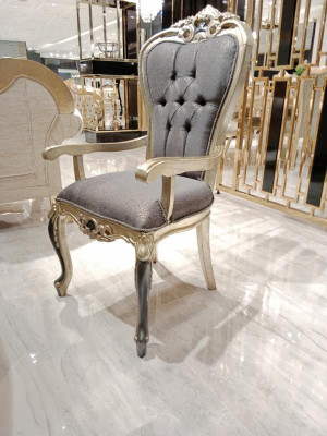Exklusiver Chesterfield Esszimmer Stuhl Gemütlicher Stuhl Holz Textil Esszimmer Stühle