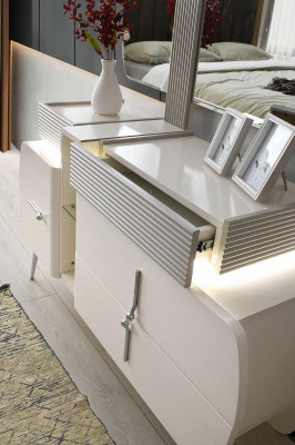 Luxus Kommode Frisiertisch Schrank Spiegel Weiß Holz Modern Set