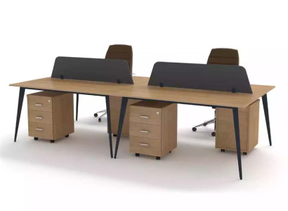 Großer Brauner Schreibtisch Arbeitsplatzmöbel Arbeitsplatzausstattung