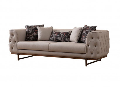 Hellbeiger Chesterfield Dreisitzer Luxuriöser 3-Sitzer Edle Polster Sofas