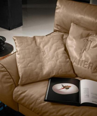 Wohnzimmer Ledersofa Beige Zweisitzer Design Sofas Polster Sofas 2 Sitz Prianera