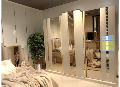 Schlafzimmer Luxus Kleiderschrank beige Holz Design neu Modern Möbel