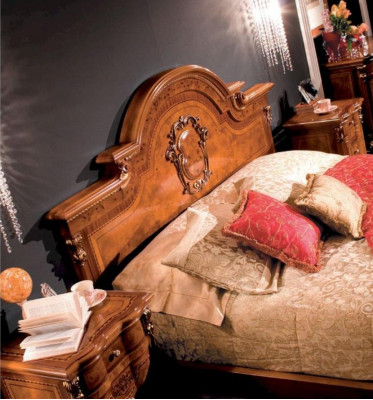 Bett Doppelbett Luxus Stoff Schlafzimmer Beige Betten Holz Bettrahmen