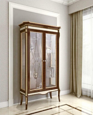 Luxuriös Vitrine braun Farbe Stilvoll Italienische Möbel Klassische stil