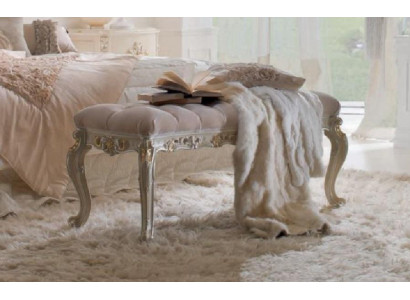 Hocker Chesterfield Beistellhocker Luxus Sitzer Polster Schlafzimmer