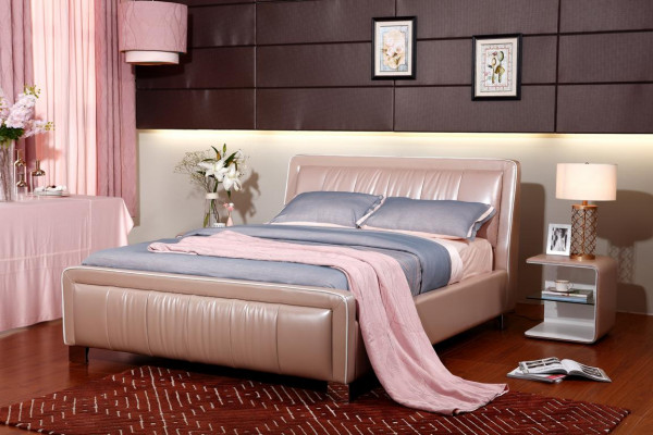 Designer Doppelbett Bett Betten Schlafzimmer Leder Hotel Luxus Polster