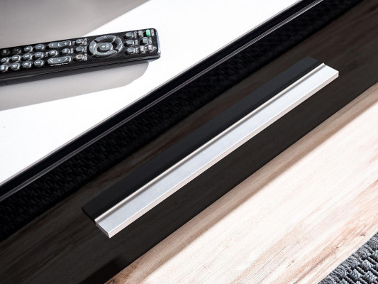 Wohnwand TV-Ständer Kommode mit eingebautem Kamin Designer Möbel Moderne
