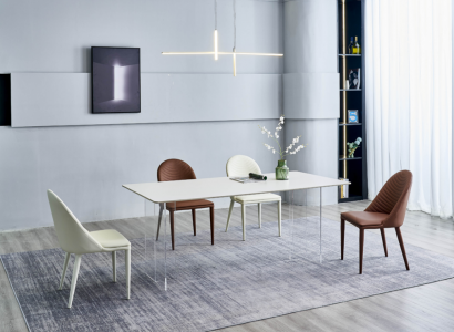 Esszimmer Möbel Weißer Esstisch 4x Kunstleder Design Stühle Essgruppe